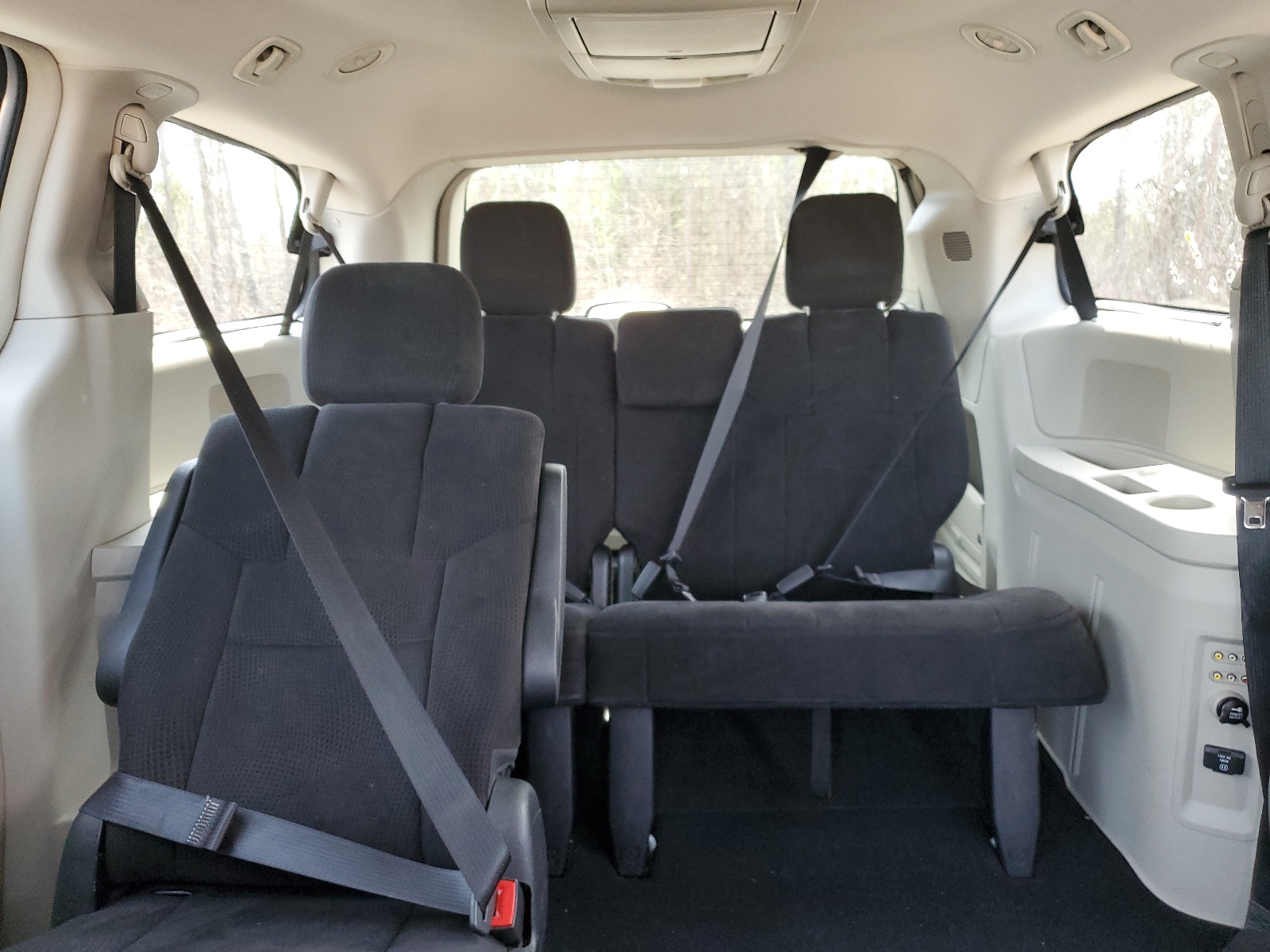 2A4RR5DG3BR754238 2011 Chrysler Town & Country Touring