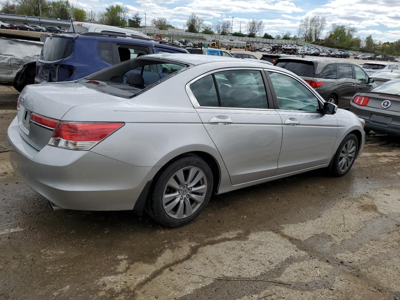 2011 Honda Accord Exl VIN: 1HGCP2F80BA130148 Lot: 49703384