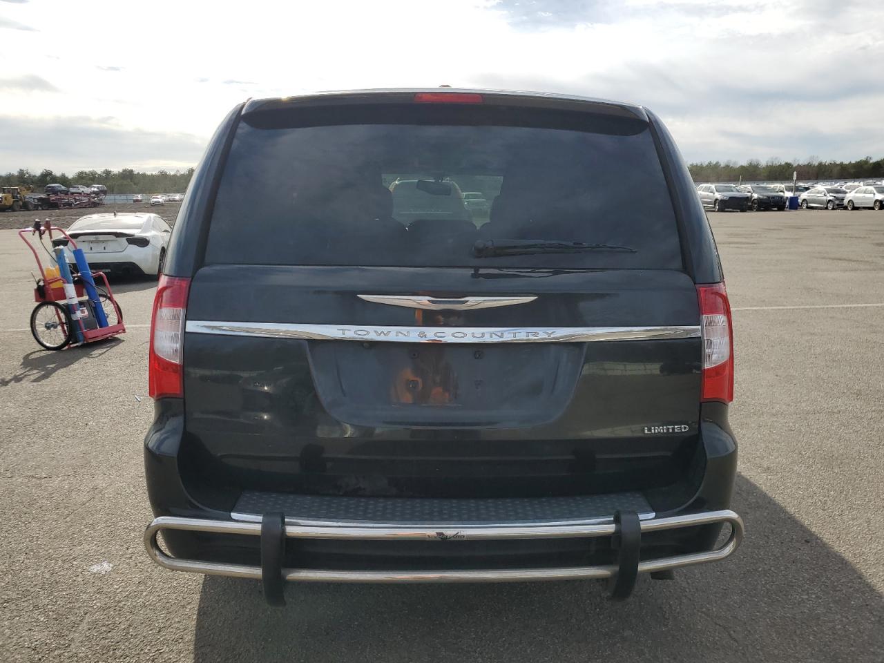 2014 Chrysler Town & Country Limited VIN: 2C4RC1GG8ER238618 Lot: 49567354