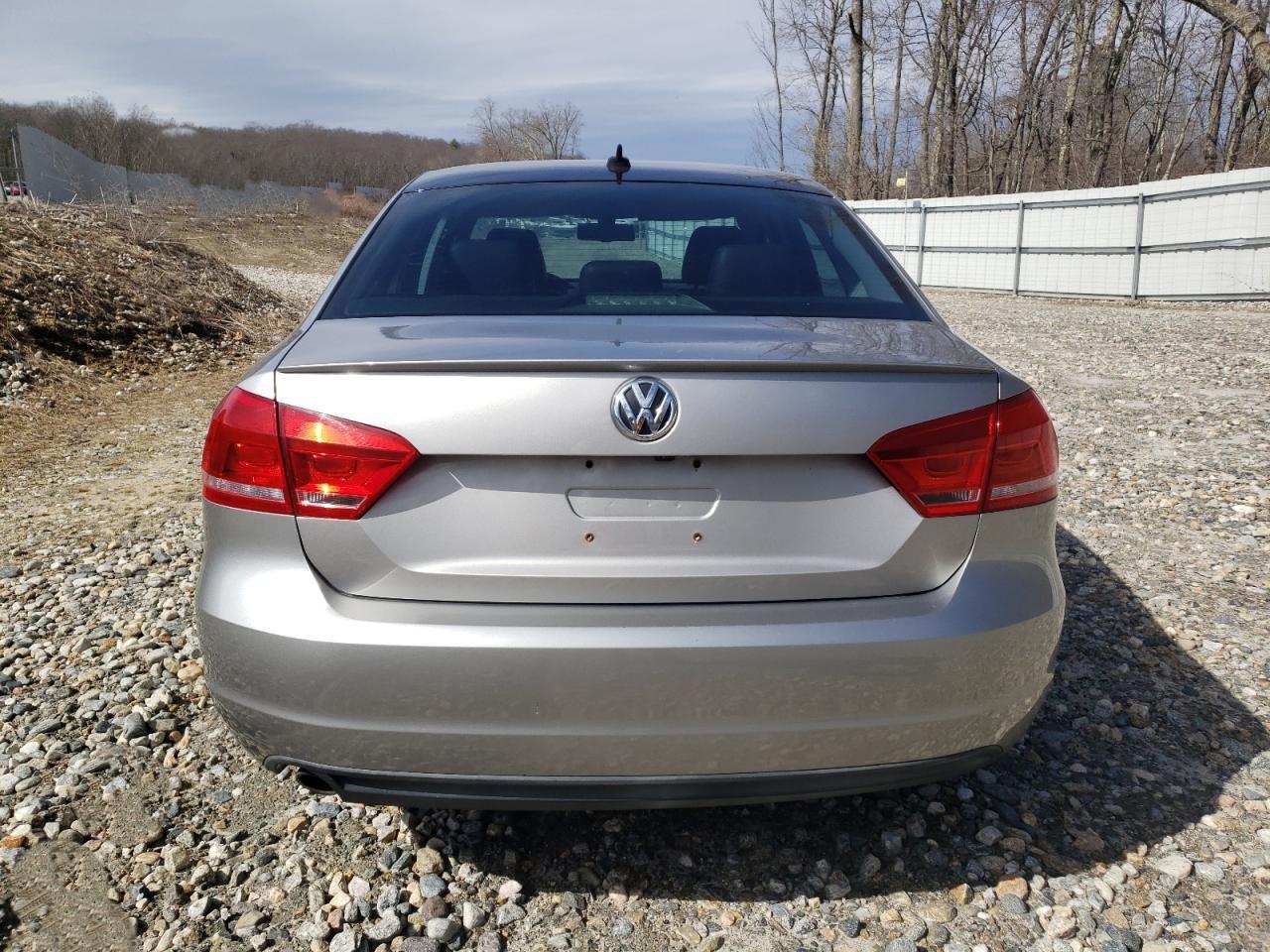 2014 Volkswagen Passat Se VIN: 1VWBT7A37EC096102 Lot: 44941924