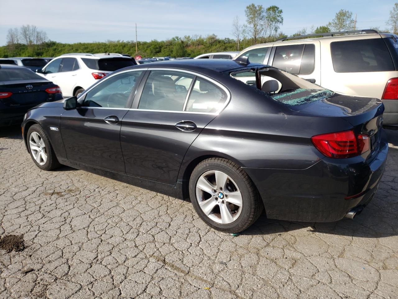 2013 BMW 528 Xi VIN: WBAXH5C55DD106628 Lot: 49565214