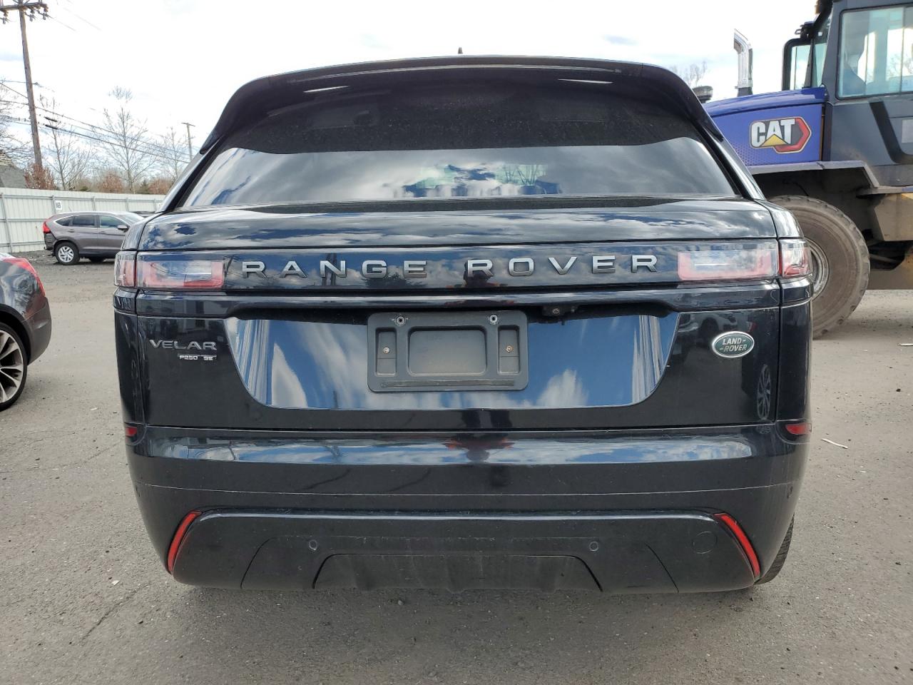 2018 Land Rover Range Rover Velar R-Dynamic Se VIN: SALYL2RX2JA707448 Lot: 50317804