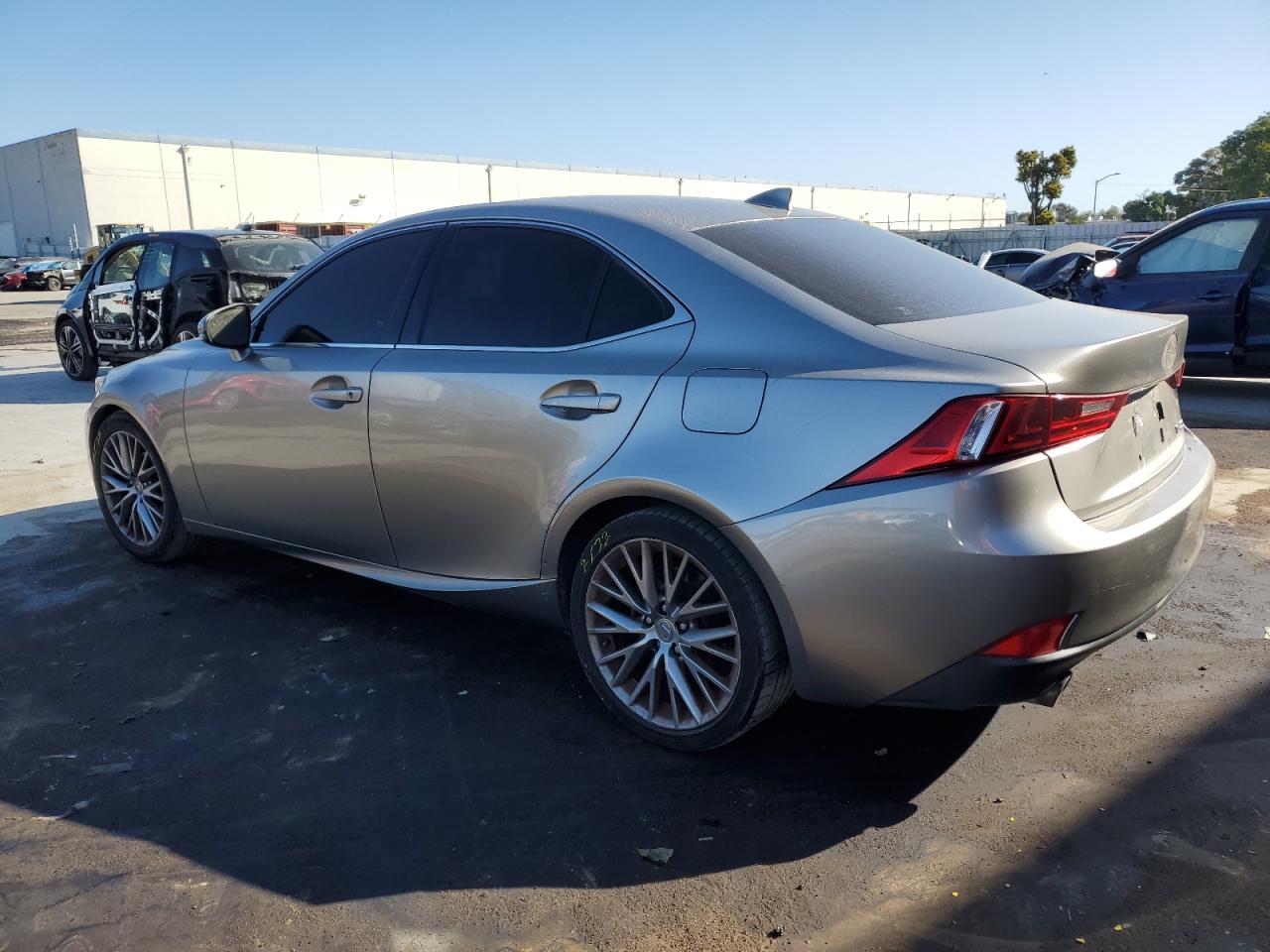 2014 Lexus IS - Image 2