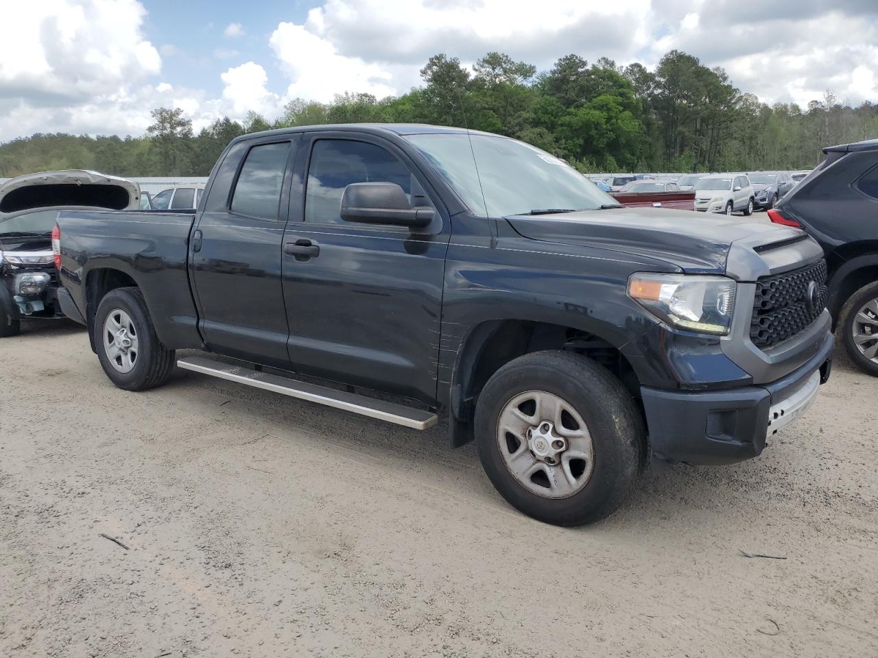 2018 Toyota Tundra Double Cab Sr/Sr5 VIN: 5TFRM5F17JX122856 Lot: 50369664