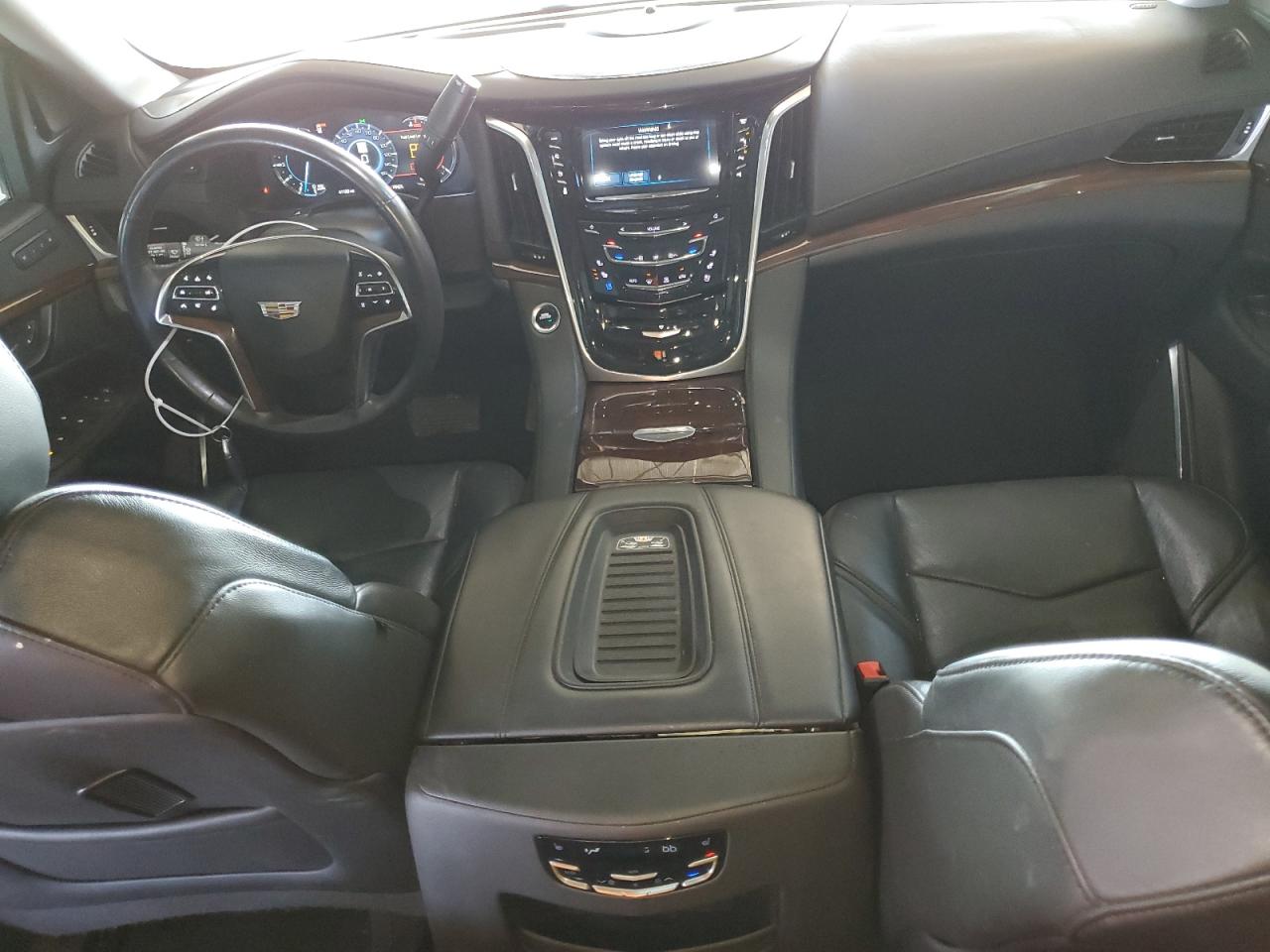 2019 Cadillac Escalade - Image 8
