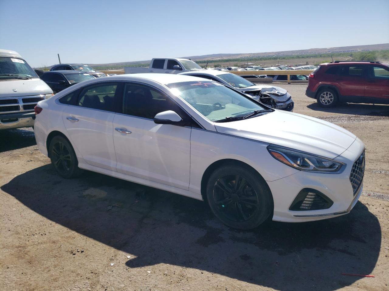 2019 Hyundai Sonata Limited VIN: 5NPE34AF4KH817484 Lot: 53129934