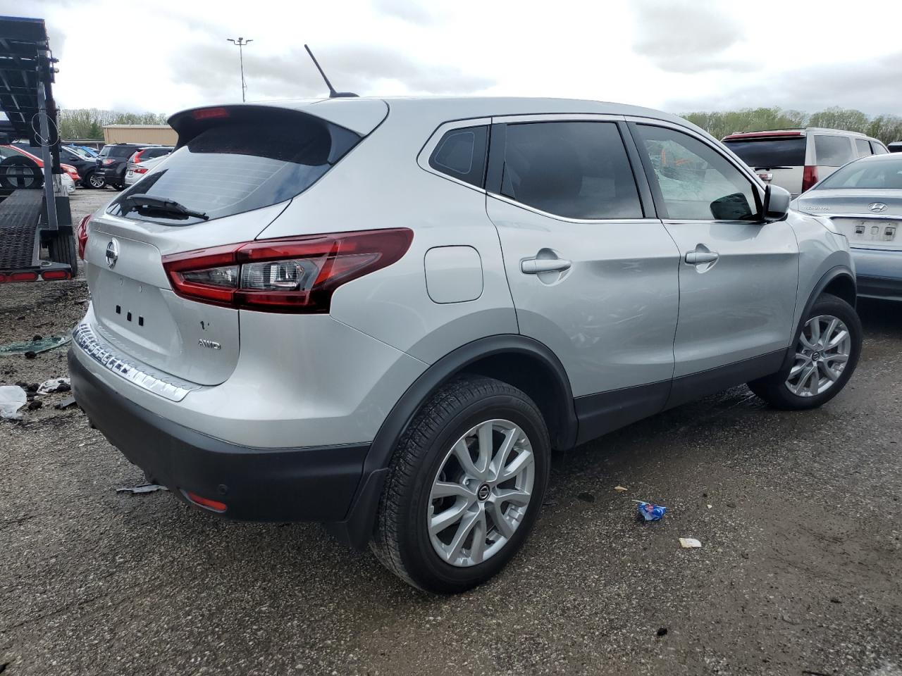 JN1BJ1CW5LW390741 2020 Nissan Rogue Sport S