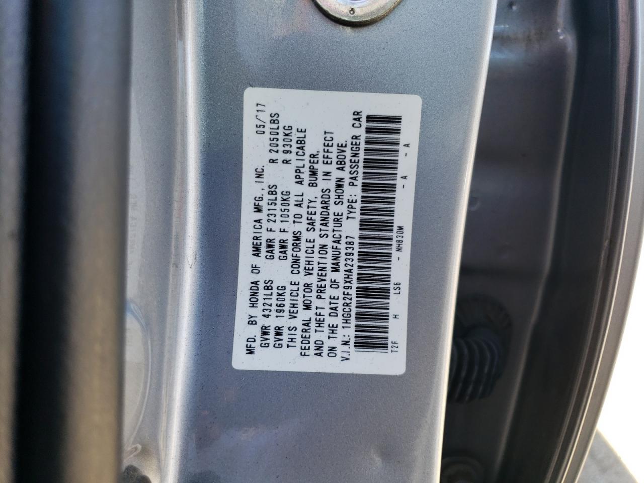 1HGCR2F9XHA239387 2017 Honda Accord Exl