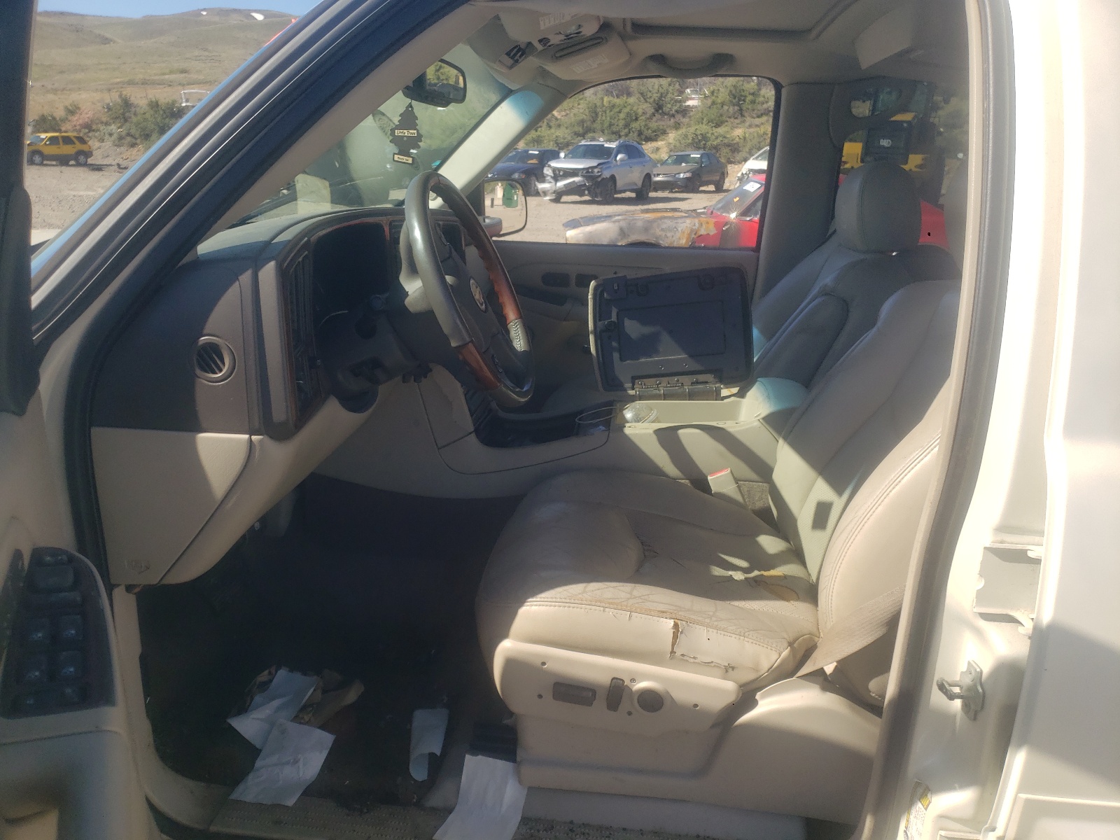 1GYEK63N15R146348 2005 Cadillac Escalade Luxury