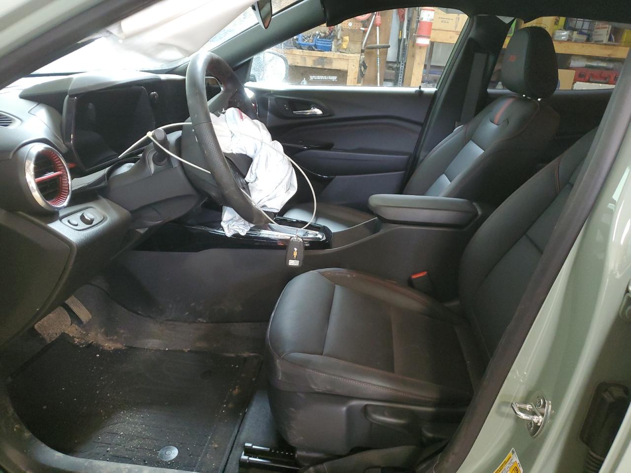 2024 Chevrolet Trax 2Rs VIN: KL77LJE23RC087875 Lot: 50945104