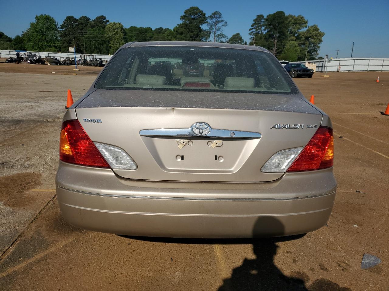 2001 Toyota Avalon Xl VIN: 4T1BF28B81U194873 Lot: 49876424