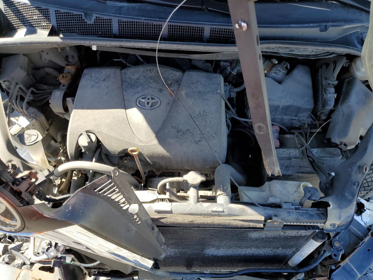 2018 Toyota Sienna Le VIN: 5TDJZ3DC1JS201260 Lot: 59564655