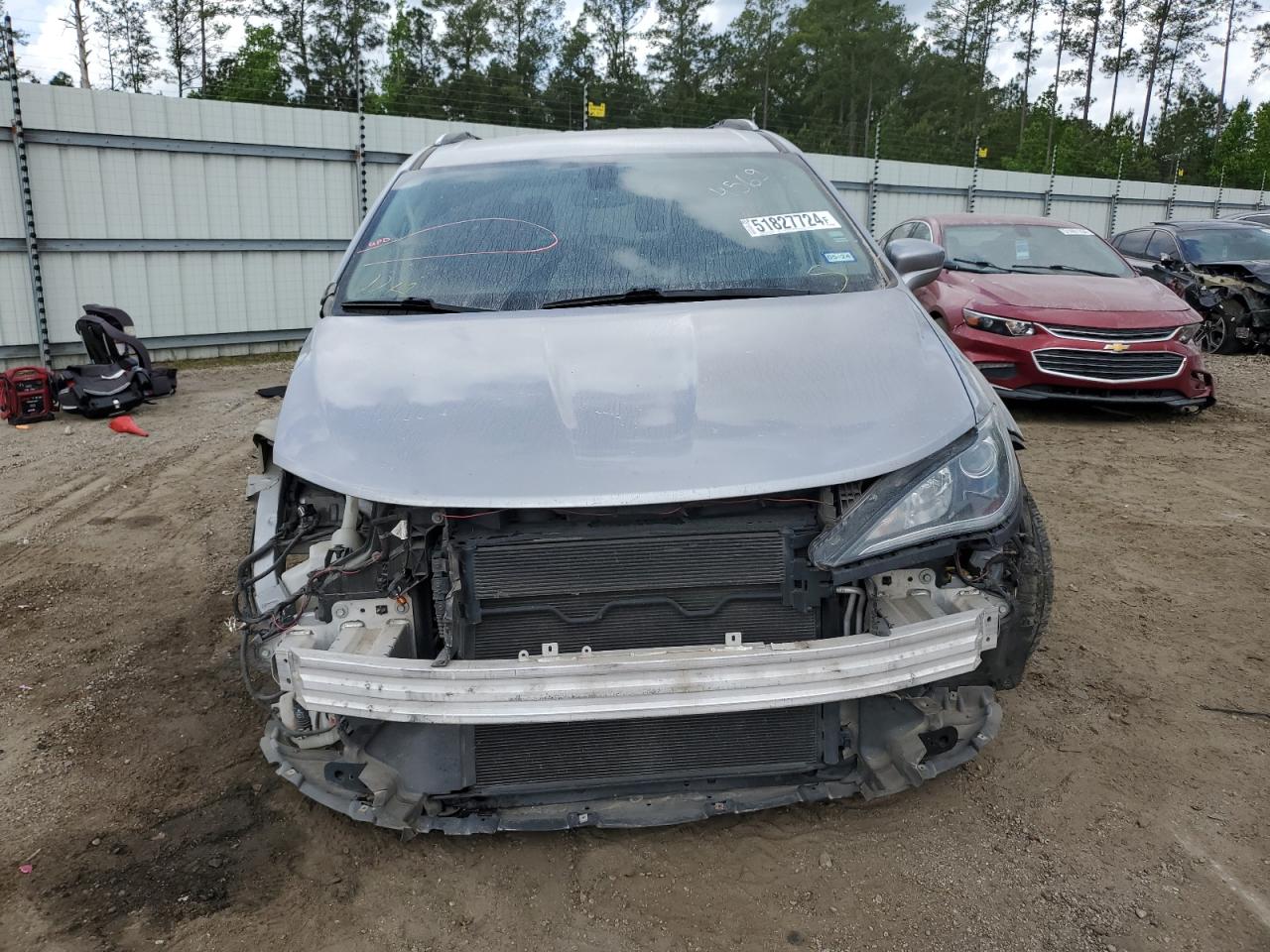 2018 Chrysler Pacifica Touring L VIN: 2C4RC1BG5JR214147 Lot: 51827724