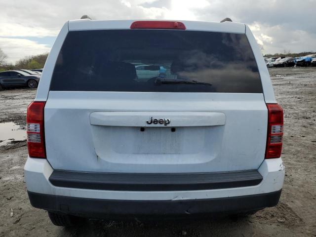  JEEP PATRIOT 2016 Білий