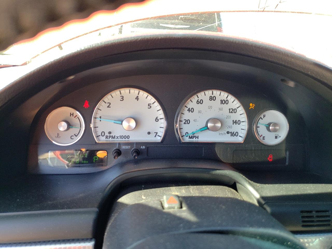 2003 Ford Thunderbird VIN: 1FAHP62A33Y105599 Lot: 52110694