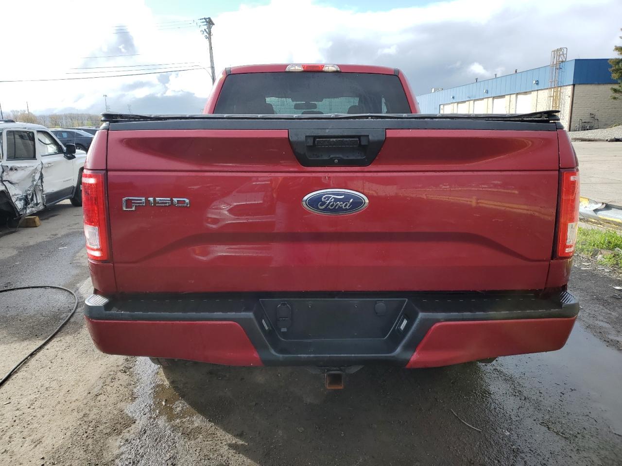 1FTFX1EF6FKF13811 2015 Ford F150 Super Cab