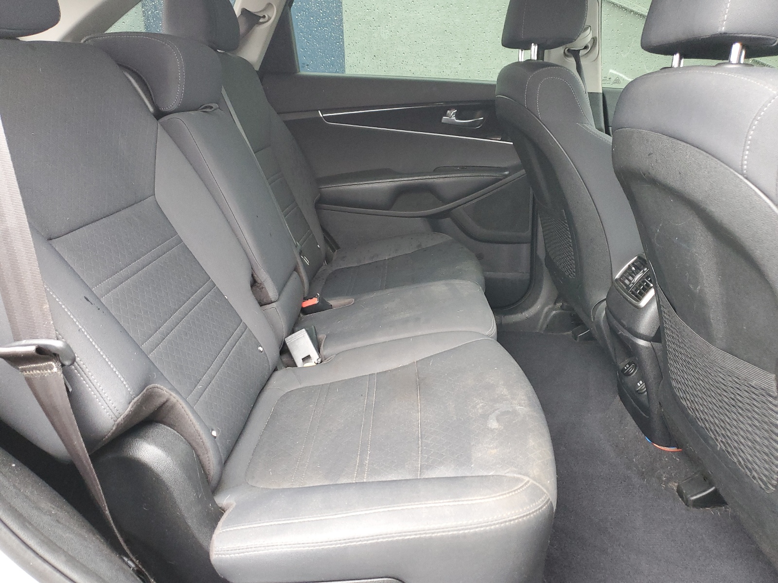 5XYPGDA59KG498644 2019 Kia Sorento Lx