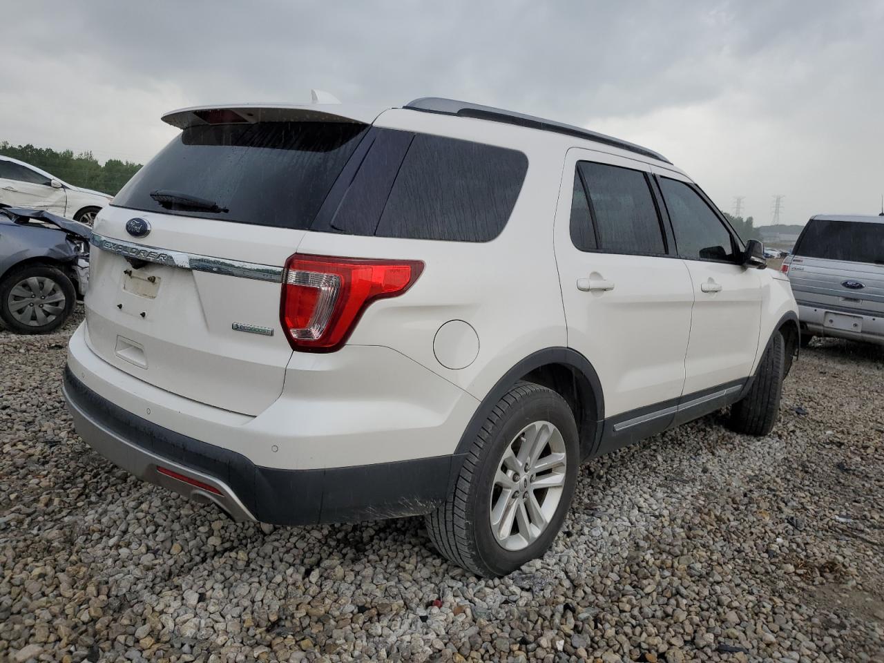 2016 Ford Explorer Xlt VIN: 1FM5K7DH4GGC38701 Lot: 51265954