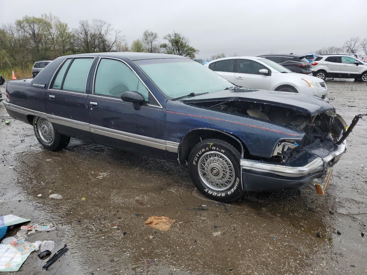 1992 Buick Roadmaster VIN: 1G4BN5373NR447727 Lot: 48311694