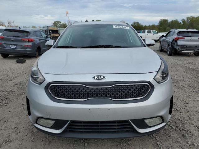  KIA NIRO 2018 Srebrny