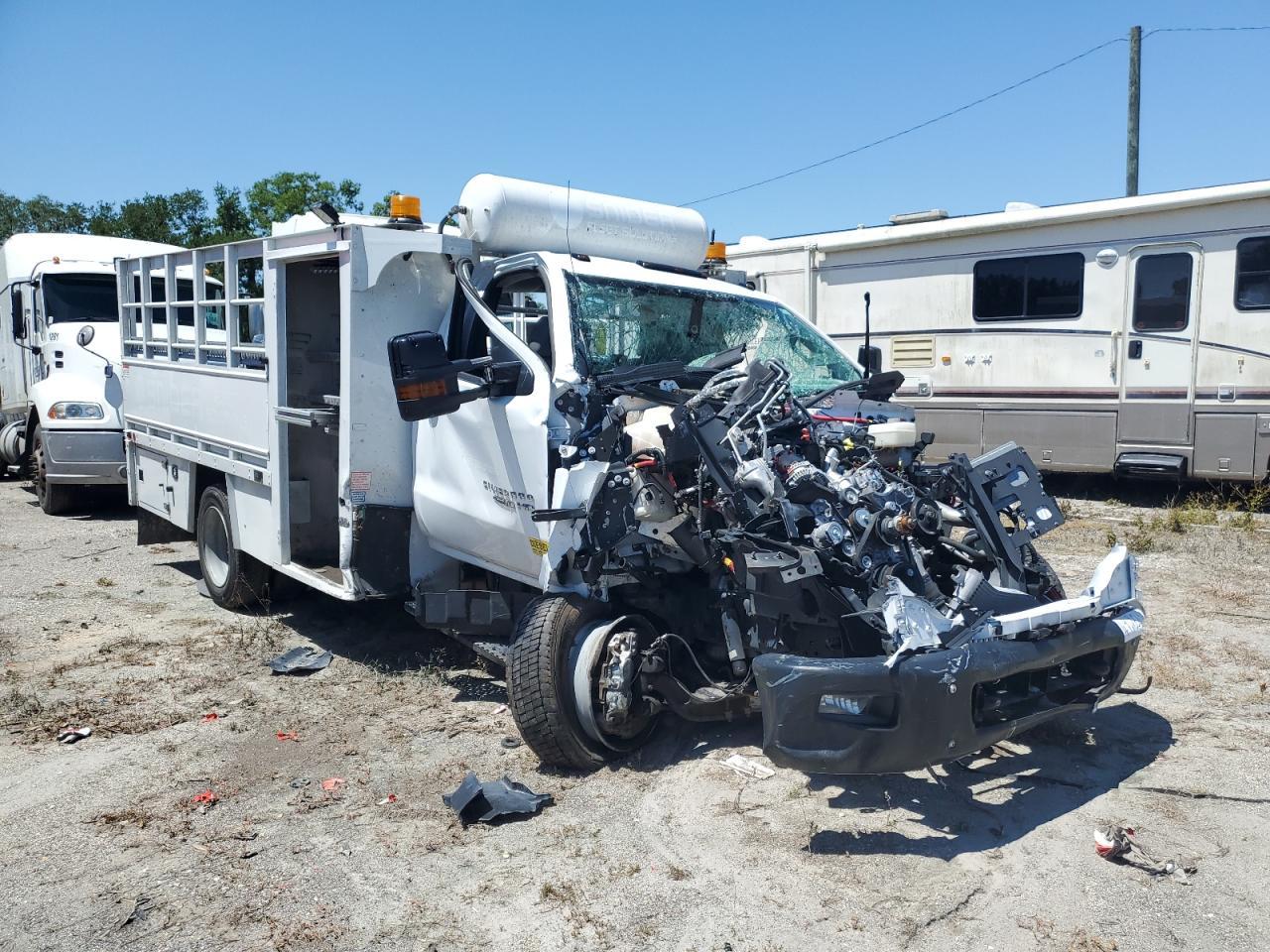 1HTKHPVK3NH524906 2022 Chevrolet Silverado Medium Duty