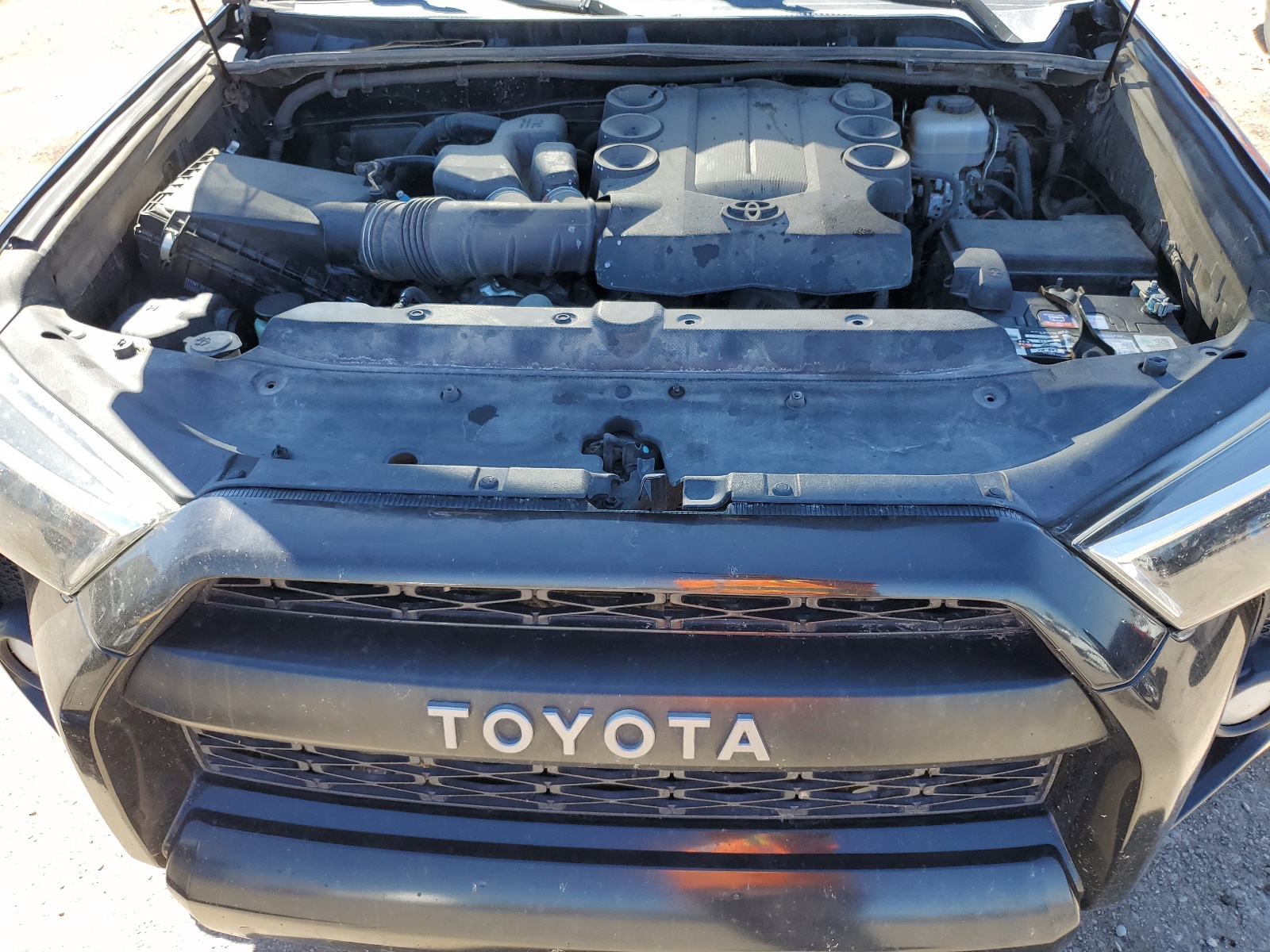 JTEBU5JR5F5205117 2015 Toyota 4Runner Sr5