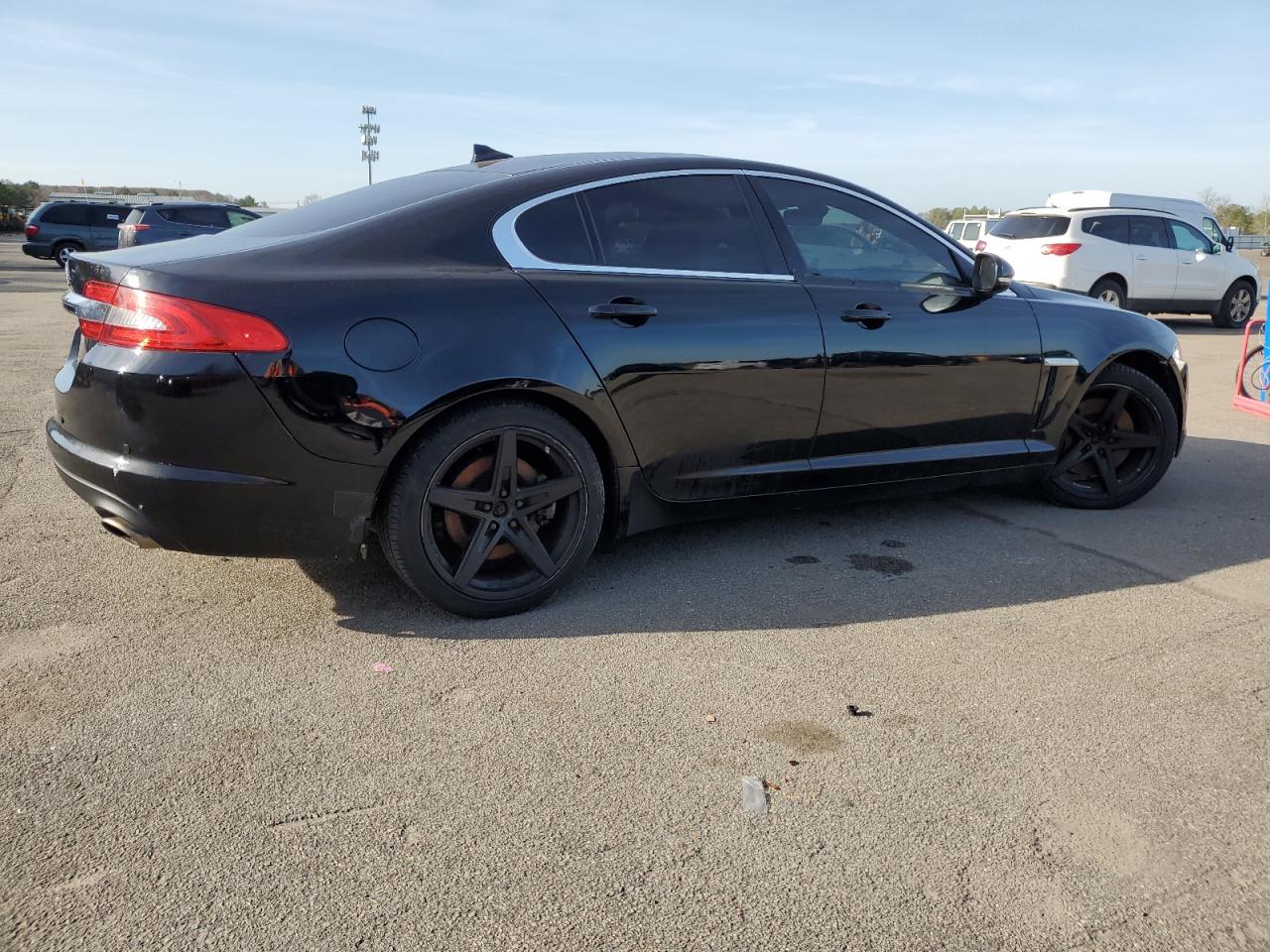 SAJXJ0FF2F8U76043 2015 Jaguar Xf 3.0 Sport Awd