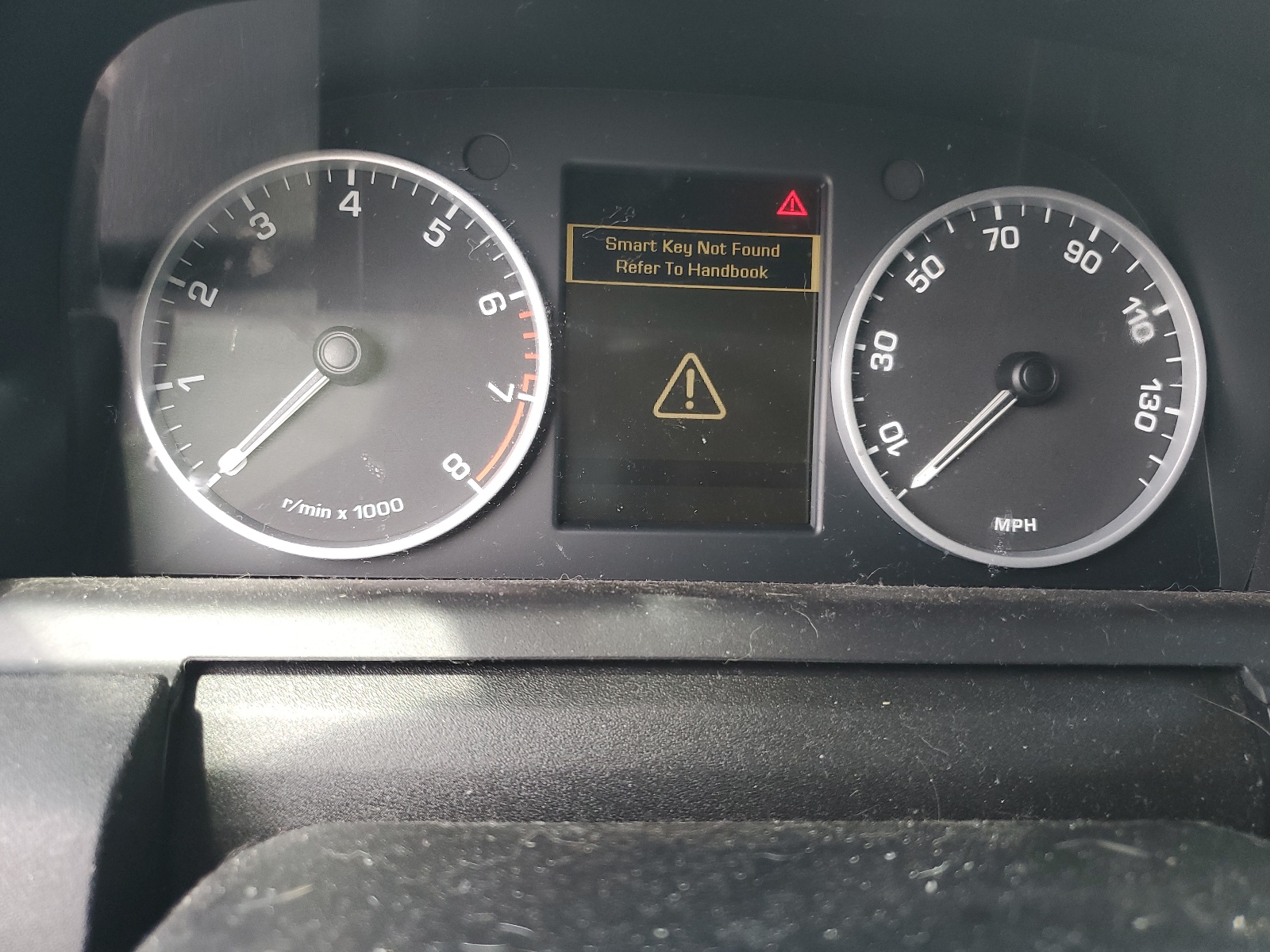 SALAG2D4XBA561742 2011 Land Rover Lr4 Hse