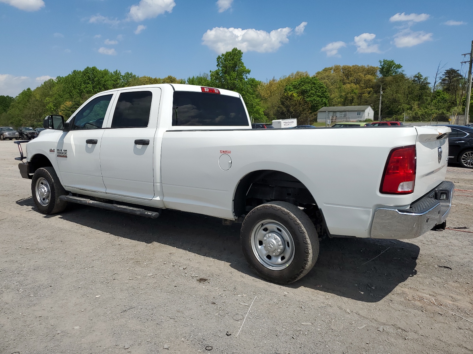 2018 Ram 2500 St vin: 3C6UR5HJ7JG358881