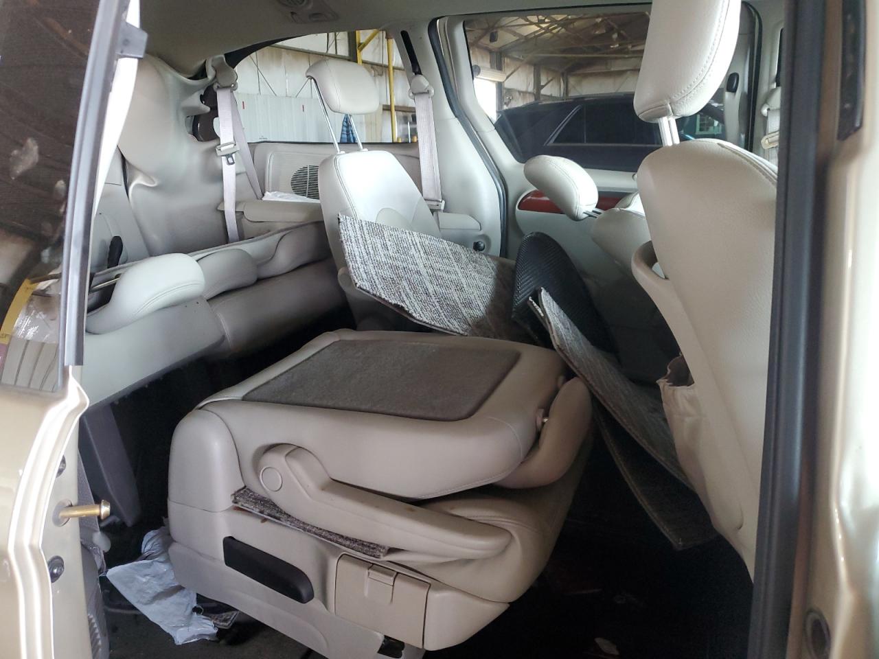 2007 Chrysler Town & Country Limited VIN: 2A8GP64L87R194125 Lot: 52497934