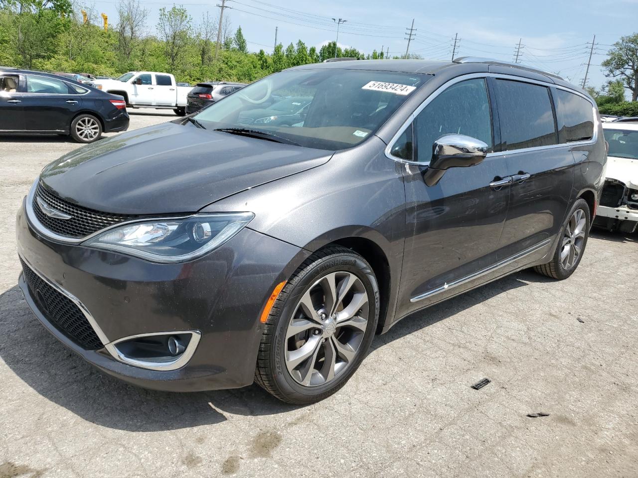 2017 Chrysler Pacifica Limited VIN: 2C4RC1GGXHR803679 Lot: 51693424