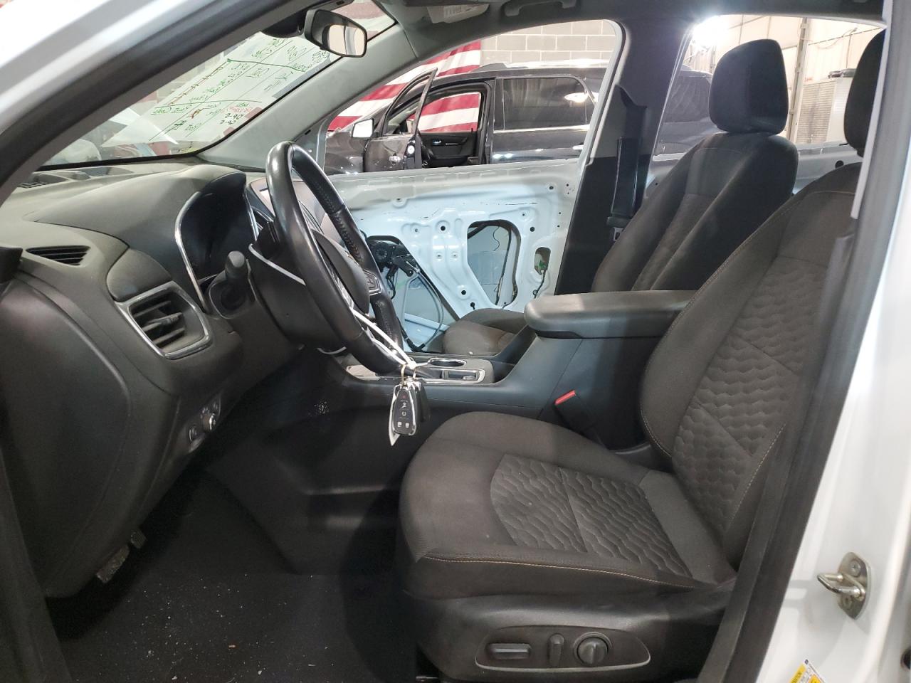 2020 Chevrolet Equinox Lt VIN: 3GNAXKEV2LS625181 Lot: 51059844