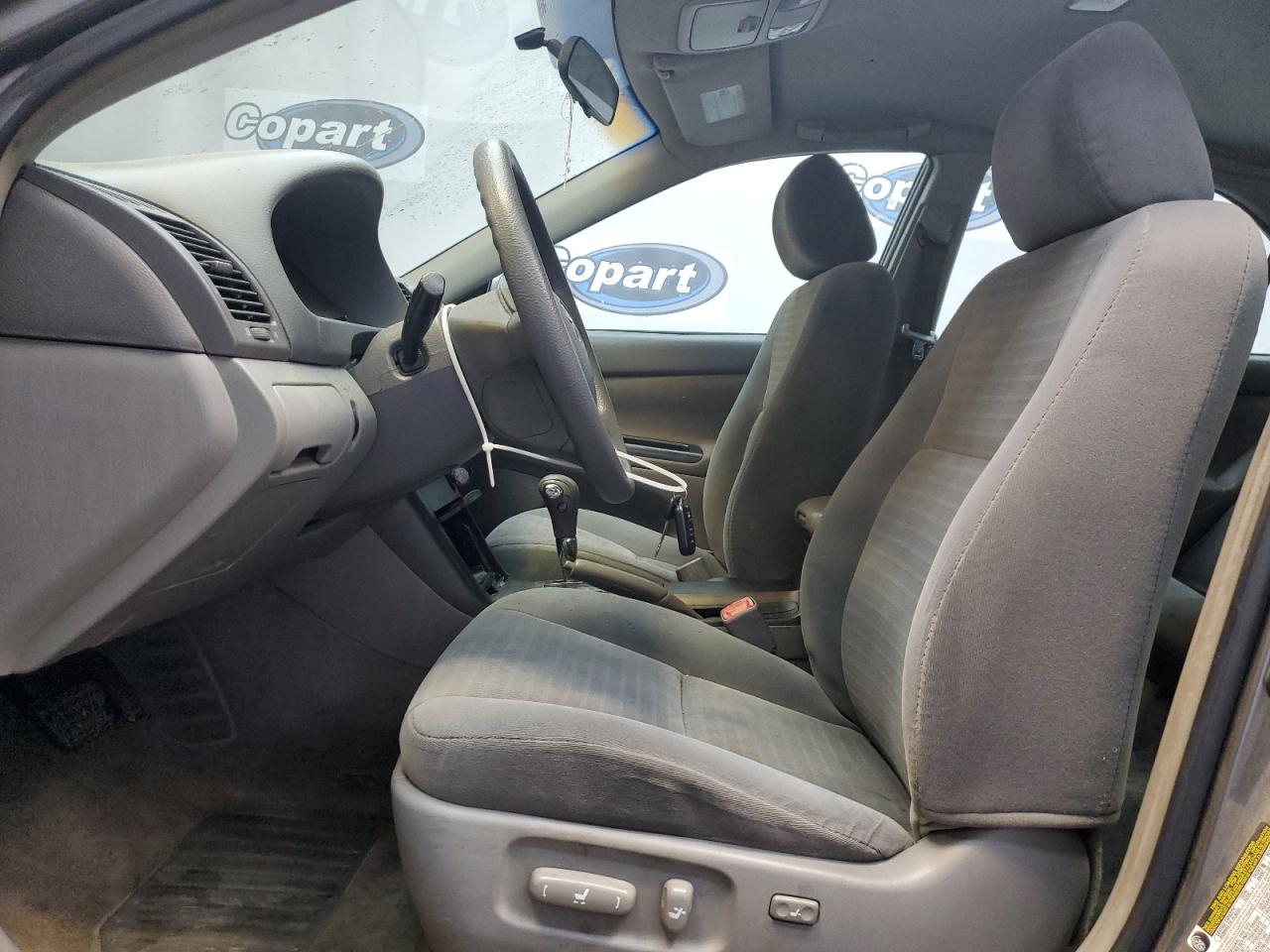 2005 Toyota Camry Le VIN: 4T1BE32K55U603984 Lot: 49550274