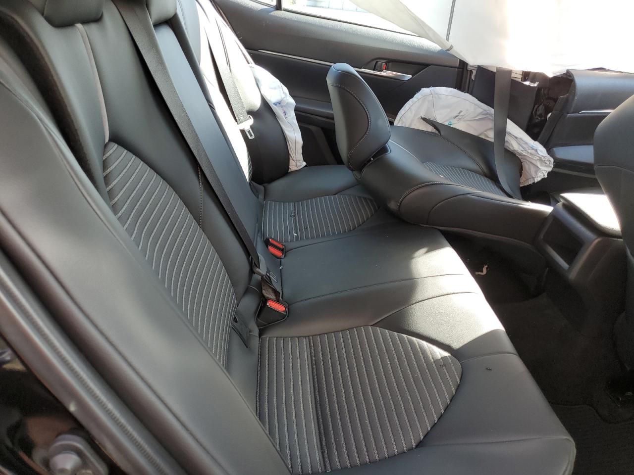 2023 Toyota Camry - Image 10