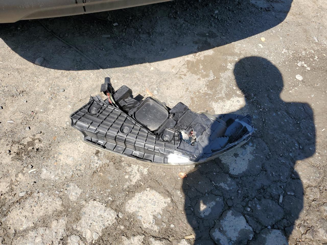 2017 Ford Escape S VIN: 1FMCU0F70HUC59884 Lot: 51437584