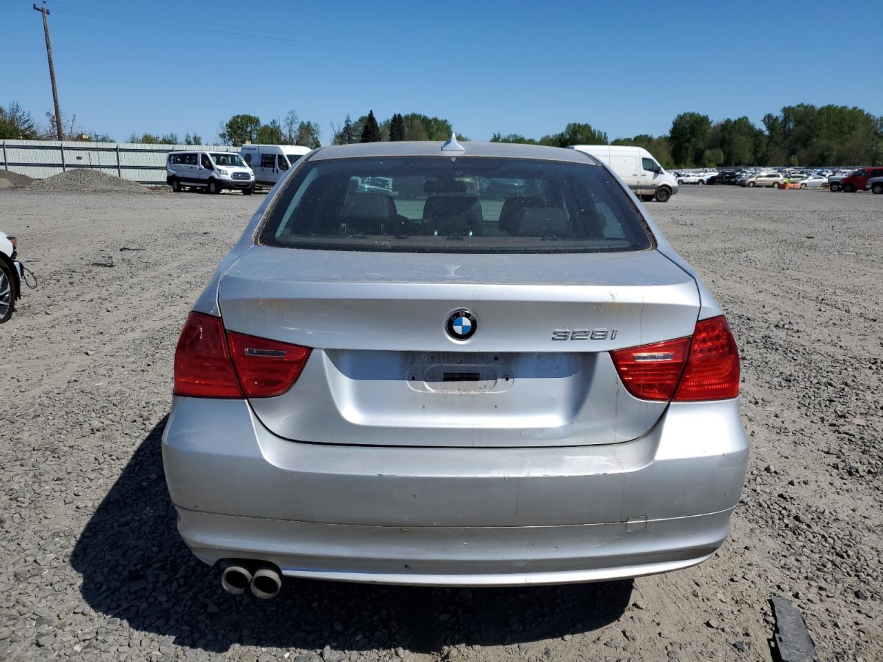 WBAPH53539A436759 2009 BMW 328 I Sulev