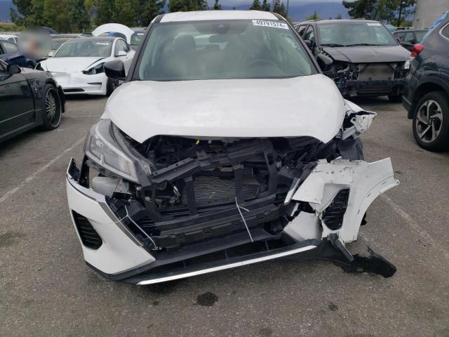  NISSAN KICKS 2022 Белы