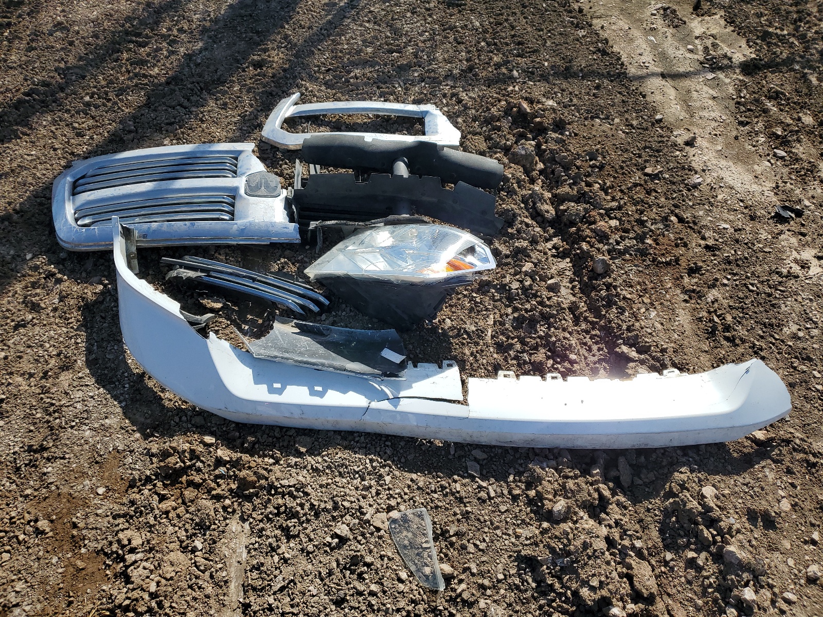 1C6RR7LT7JS323163 2018 Ram 1500 Slt