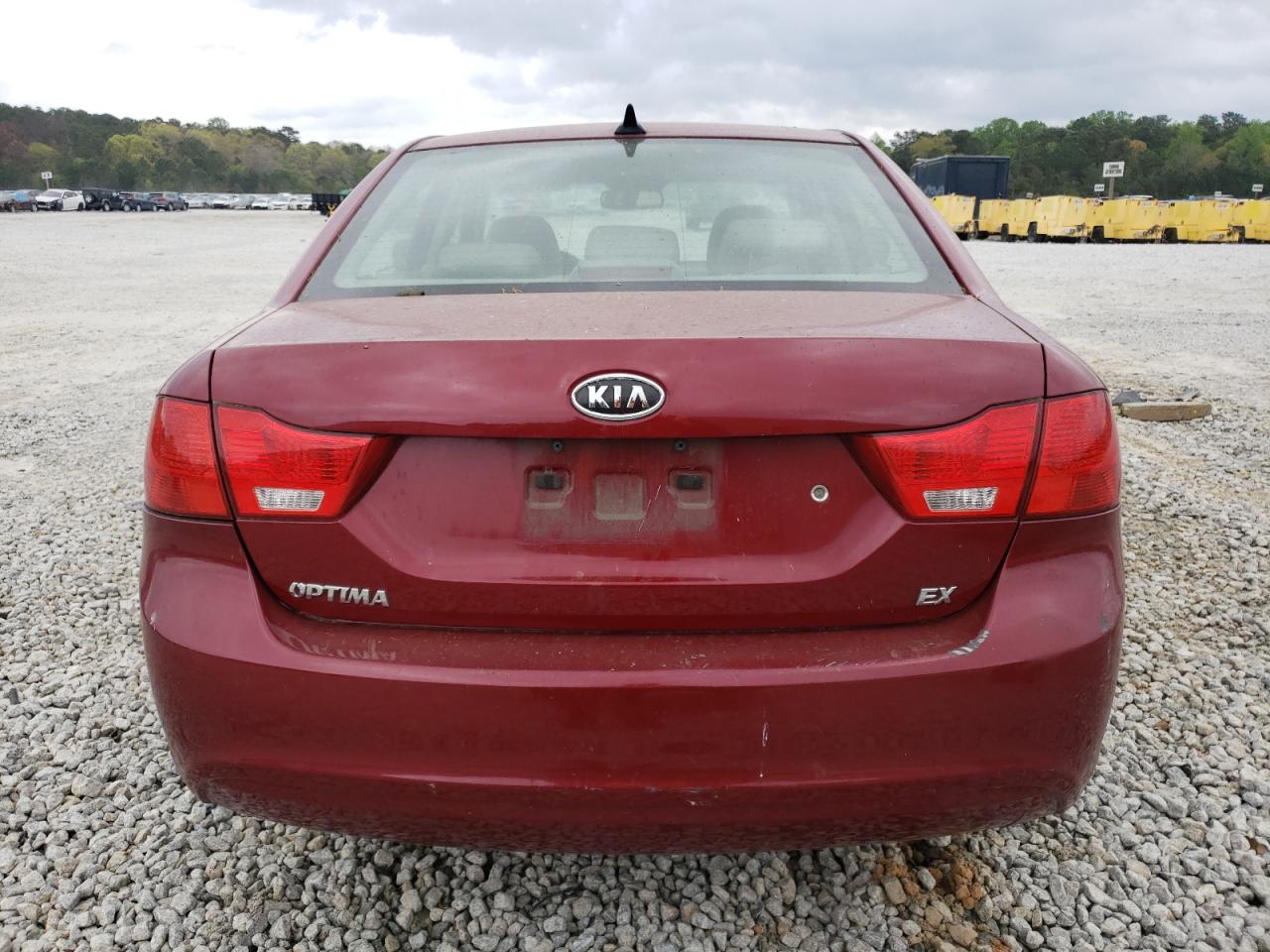 2009 Kia Optima Lx VIN: KNAGE228995325600 Lot: 49209514