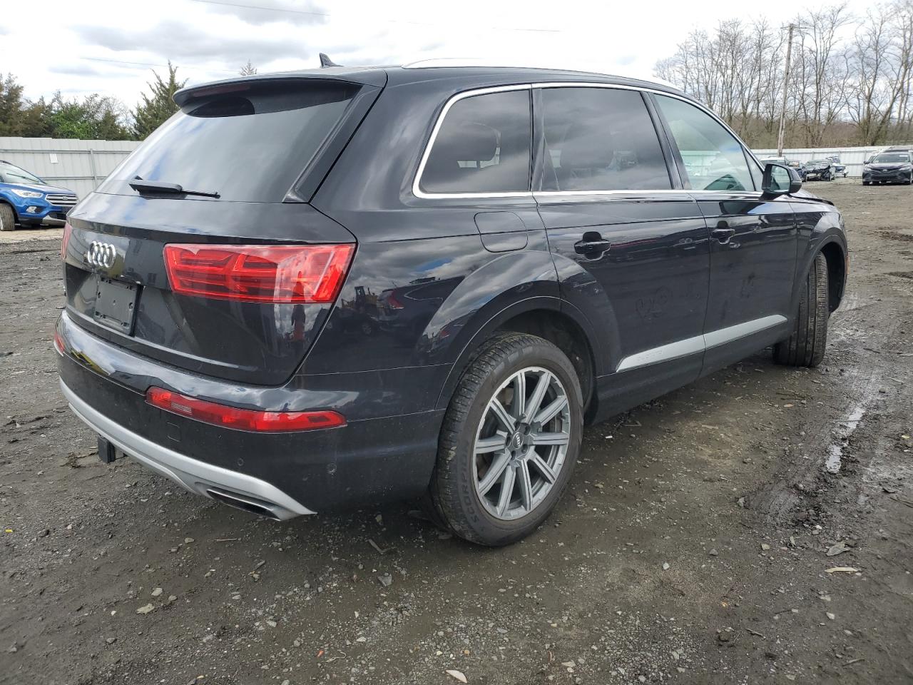 WA1LAAF73KD009088 2019 Audi Q7 Premium Plus