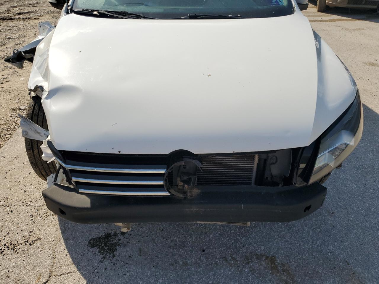 2015 Volkswagen Passat S VIN: 1VWAT7A33FC048352 Lot: 50913294