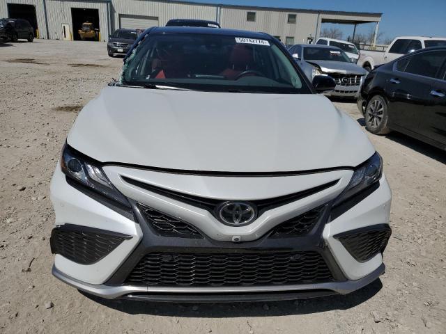  TOYOTA CAMRY 2021 Білий