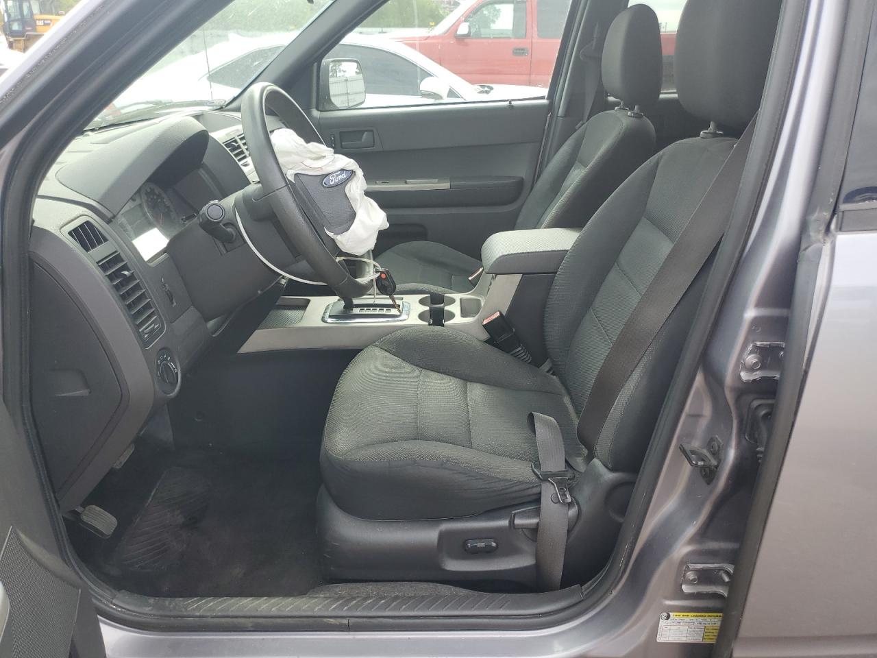 2008 Ford Escape - Image 7