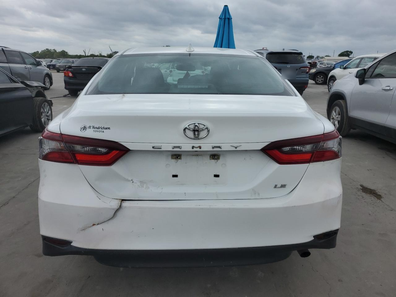 4T1R11AKXNU662108 2022 Toyota Camry Le