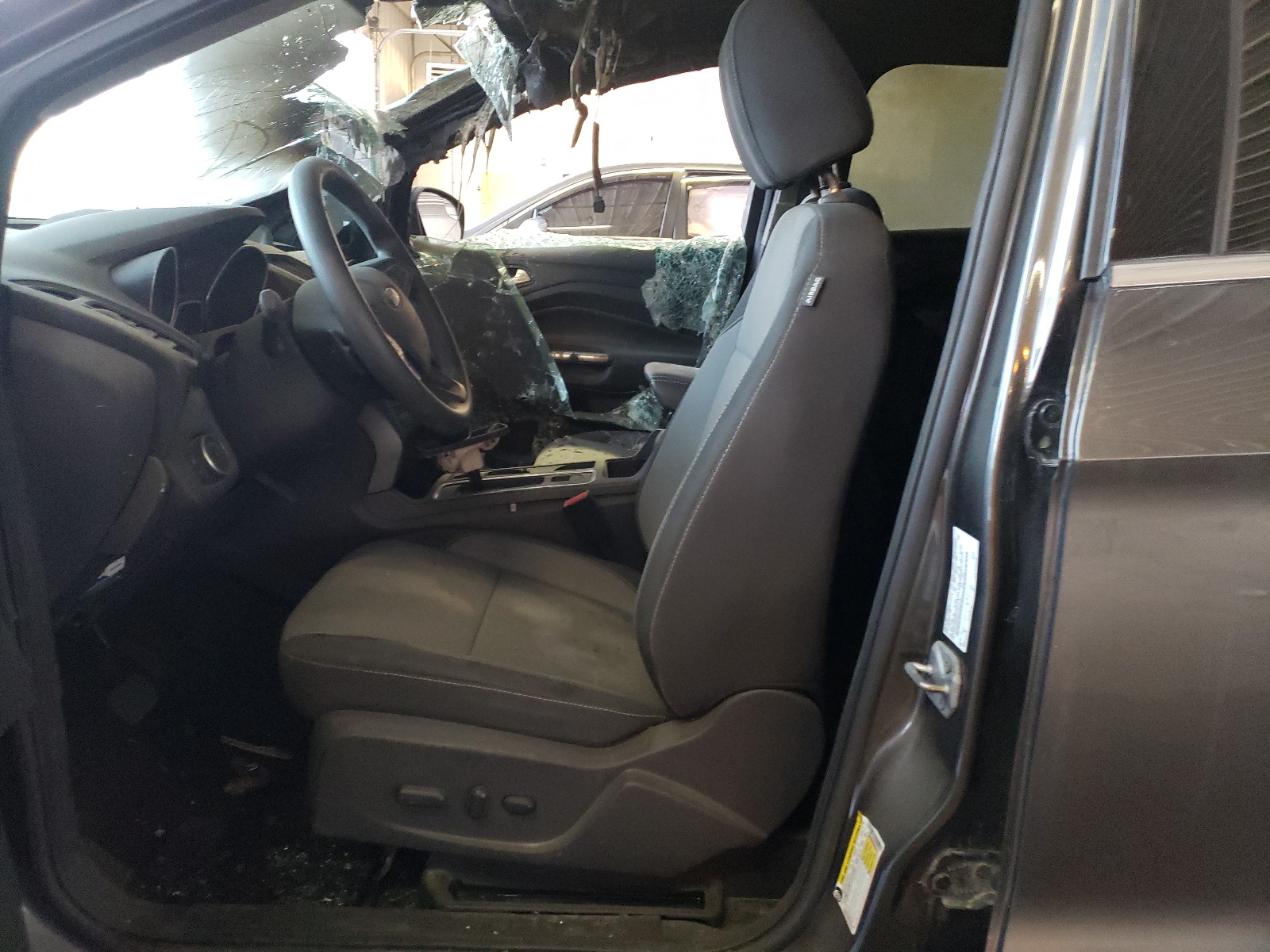 1FMCU0GD5HUA93012 2017 Ford Escape Se