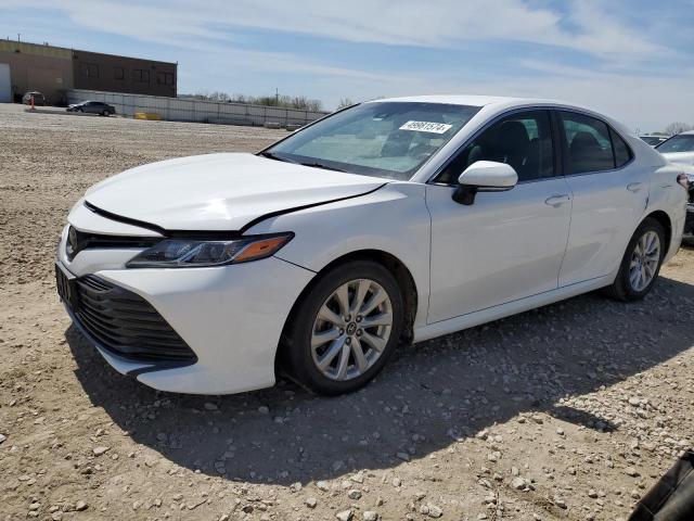  TOYOTA CAMRY 2018 Белый