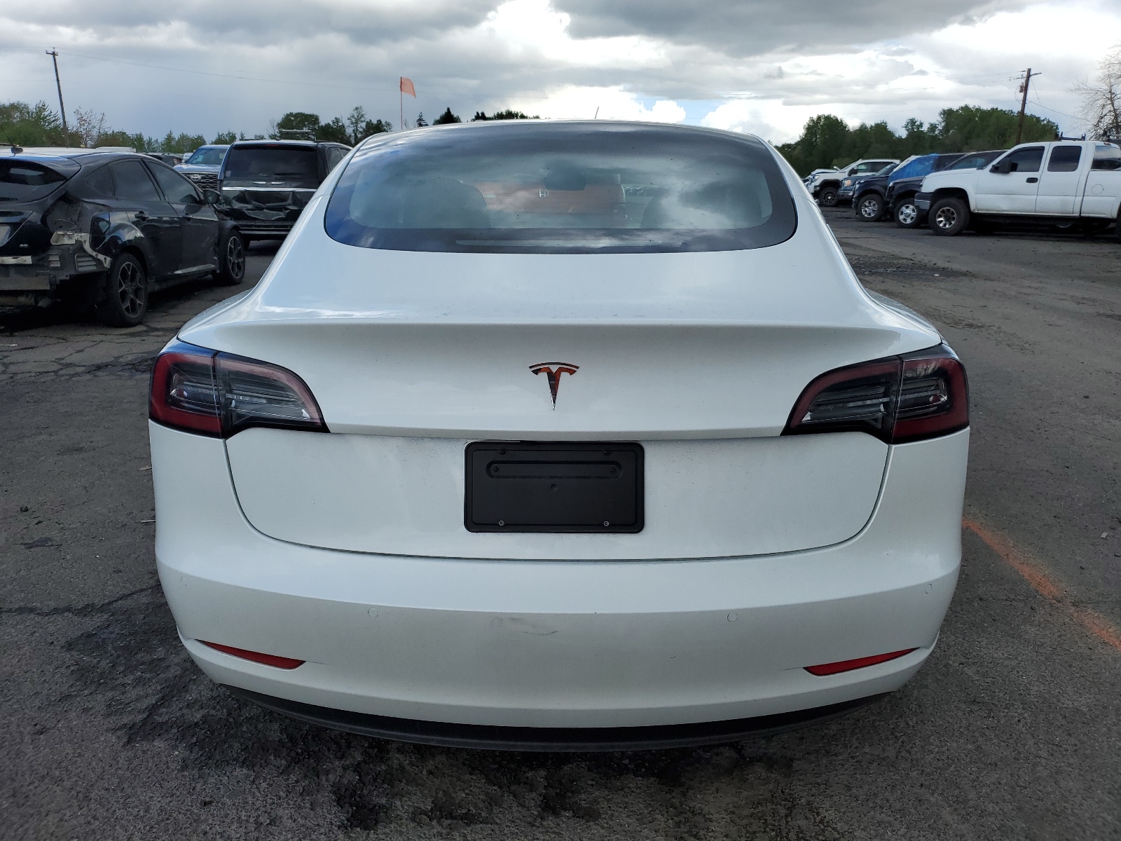 2021 Tesla Model 3 vin: 5YJ3E1EA1MF093527