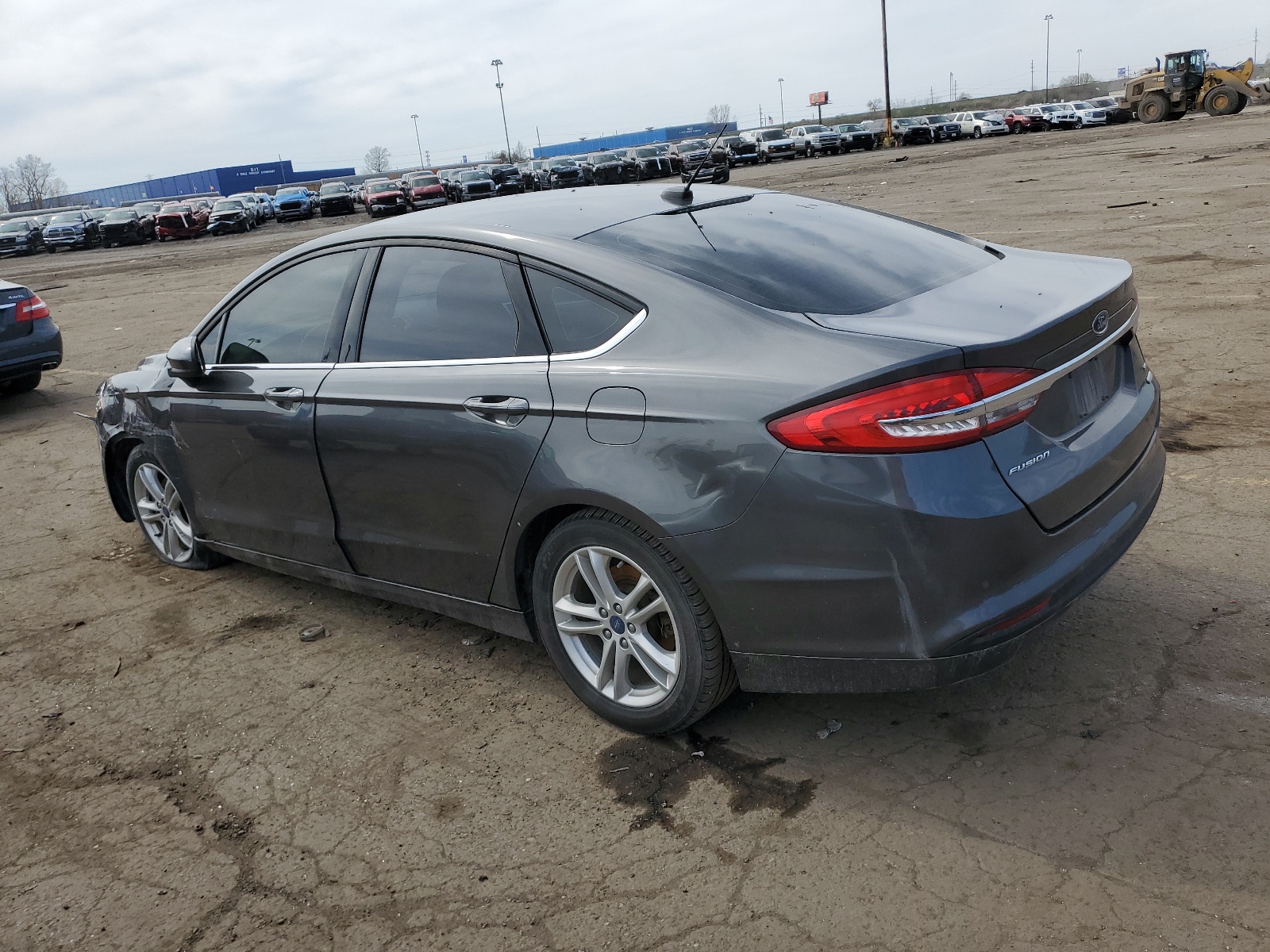 3FA6P0HDXJR217821 2018 Ford Fusion Se