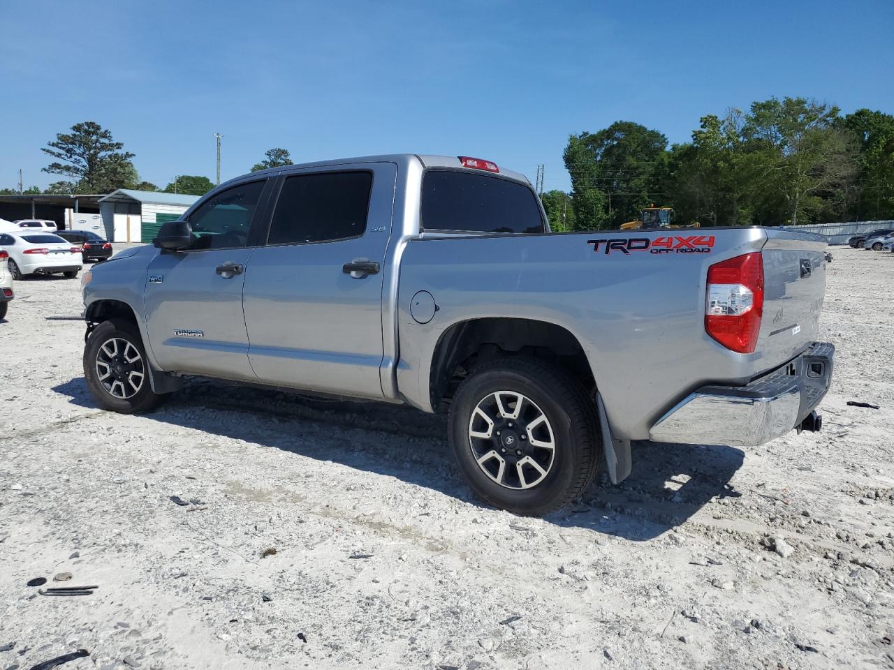 2017 Toyota Tundra Crewmax Sr5 VIN: 5TFDY5F12HX660695 Lot: 51826464