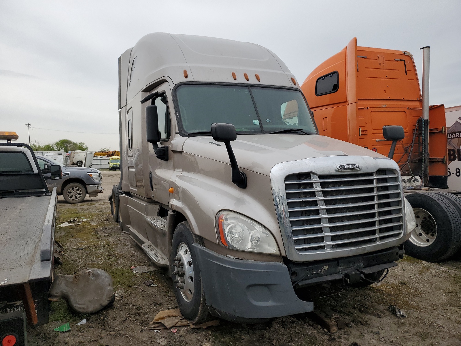 3AKJGLD59ESFS6592 2014 Freightliner Cascadia 125